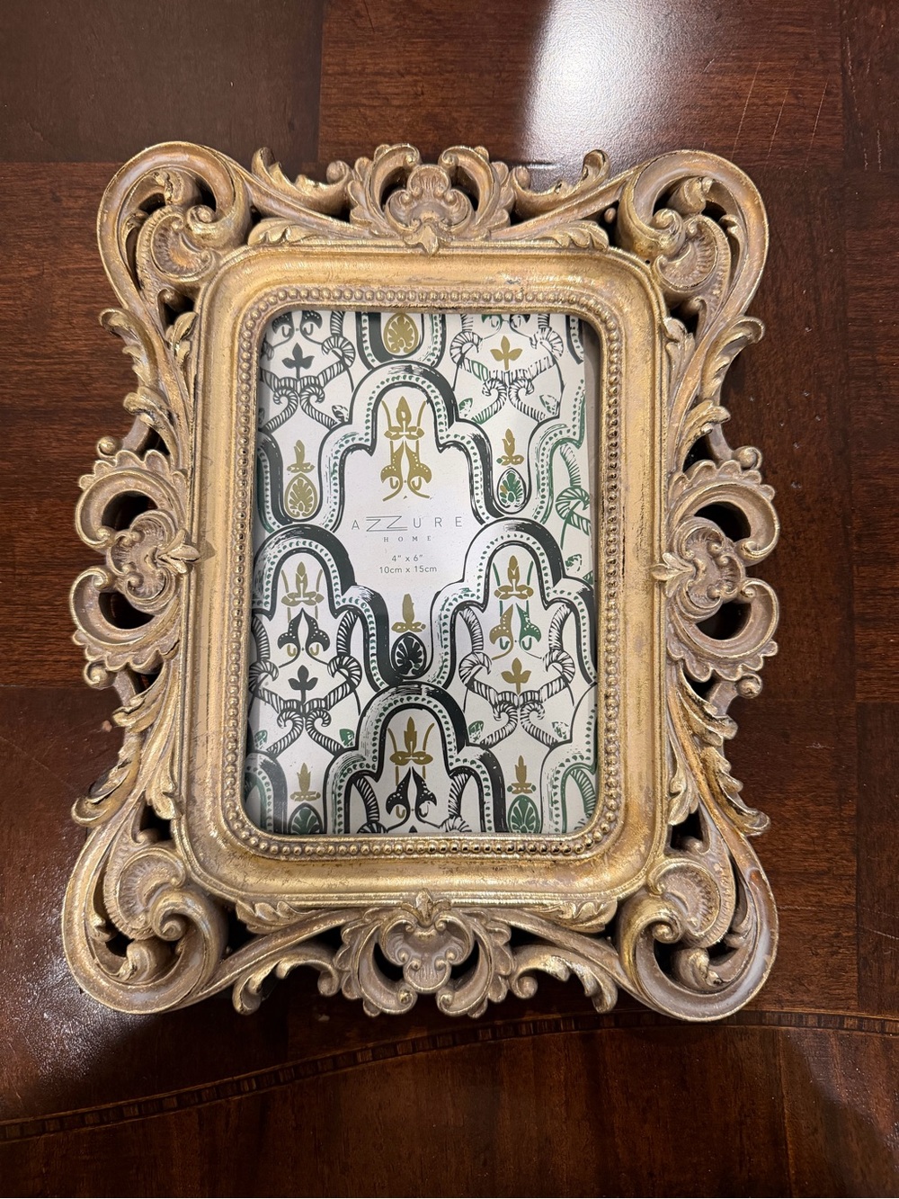 Ornate Gold-Toned Decorative Picture Frame - Classic Accent